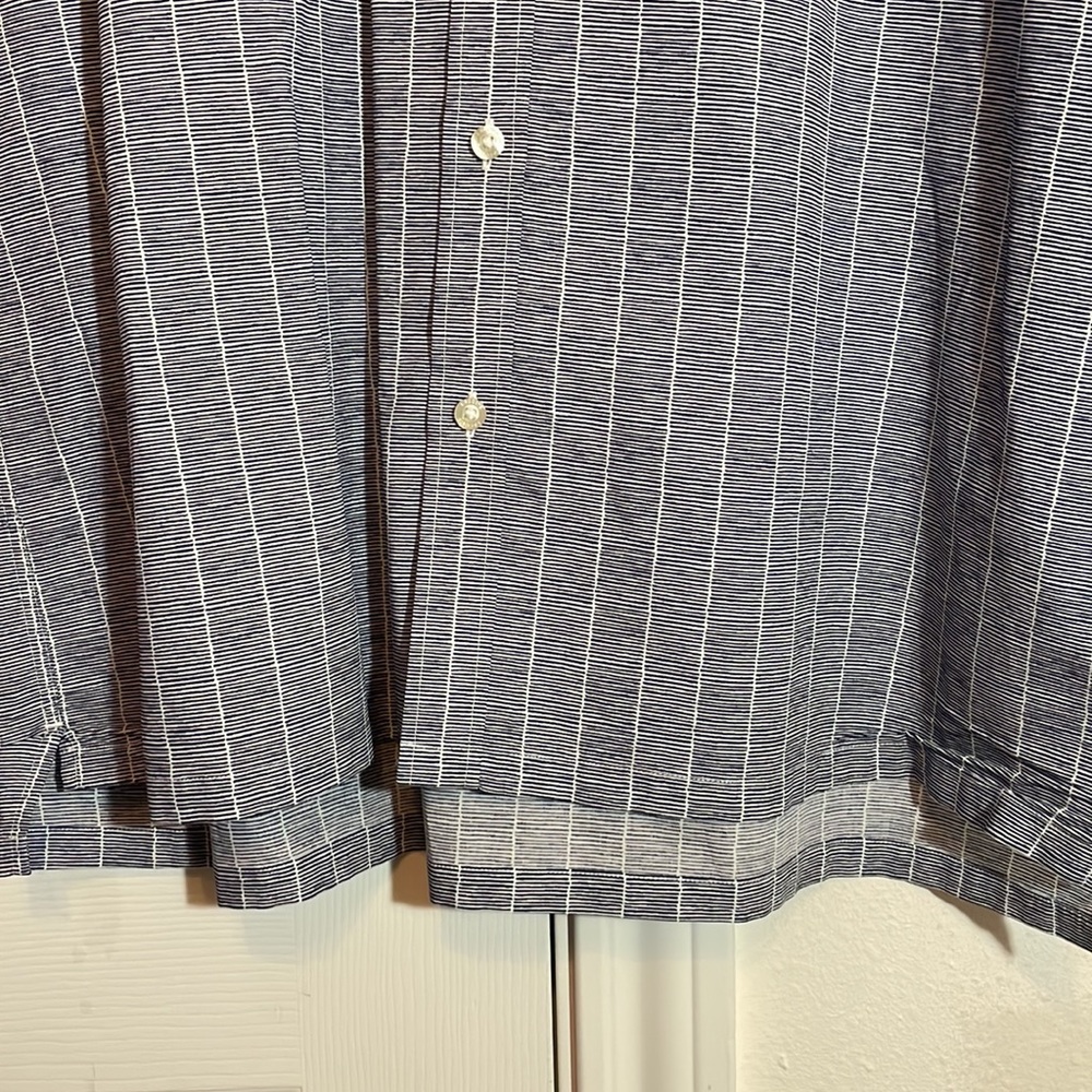 Lacoste Printed Button Down Collar Regular Fit Wo… - image 4